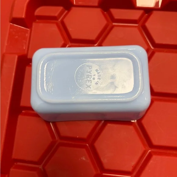 PYREX Delphite Fridgie - Picture 4 of 4